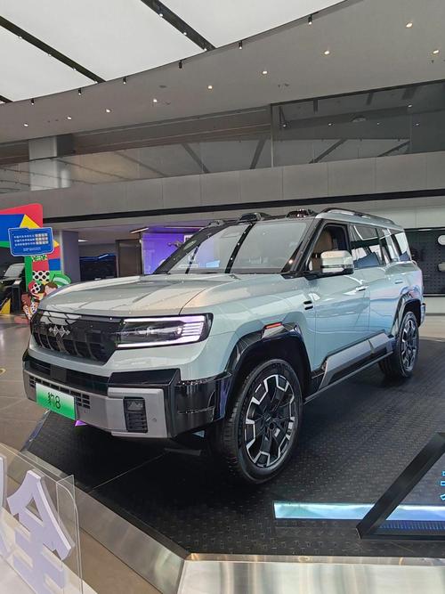 惠州龙门县盛隆鑫企业管理咨询比亚迪方程豹硬派越野的爆款，英菲尼迪35周年与你共成长